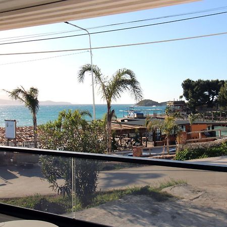 卡萨米尔Melina'S Seaside Retreat公寓式酒店 外观 照片