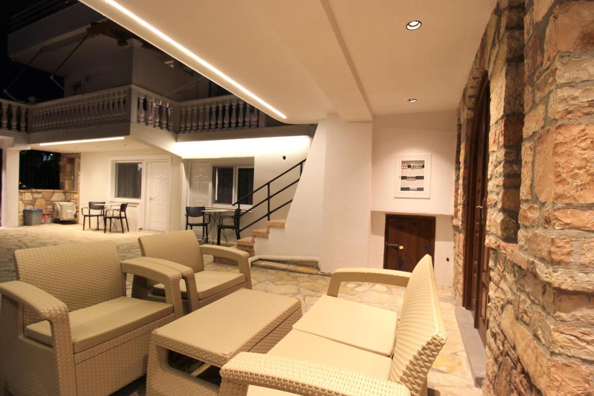 卡萨米尔Melina'S Seaside Retreat公寓式酒店 外观 照片