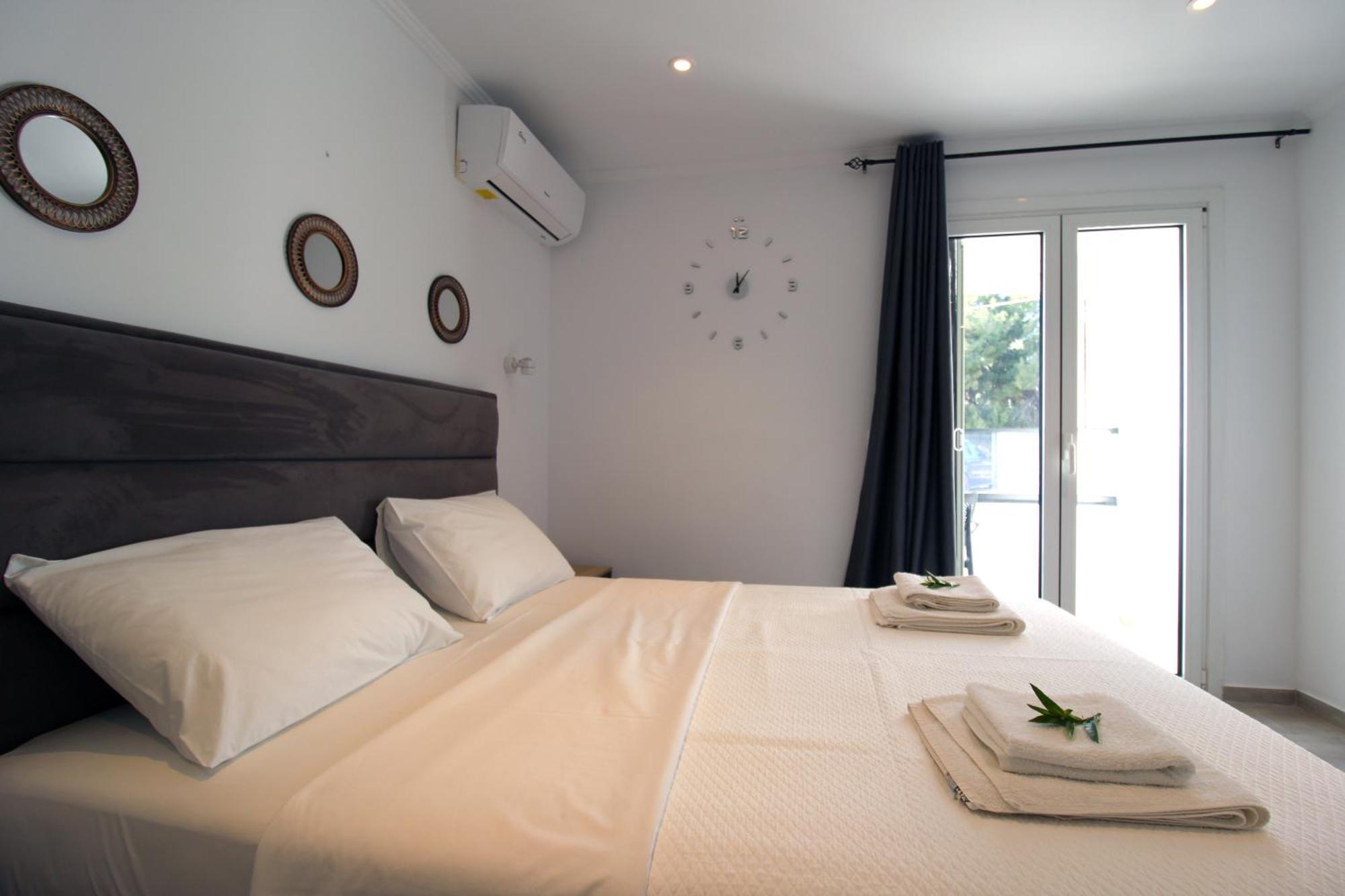 卡萨米尔Melina'S Seaside Retreat公寓式酒店 外观 照片